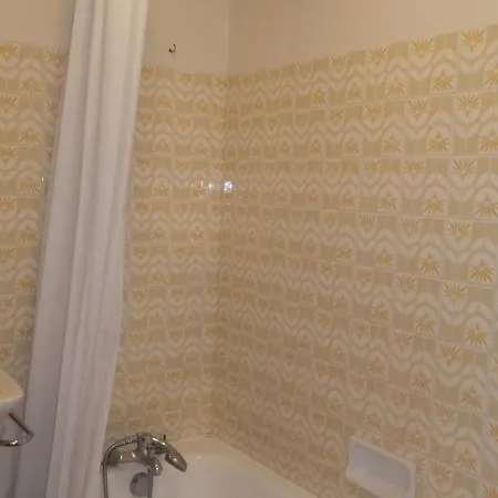 Duplex 2 Pieces A Notre-dame-de-bellecombe, Au Calme Proche Des Pistes - Pour 6 Personnes - Fr-1-595-20 *